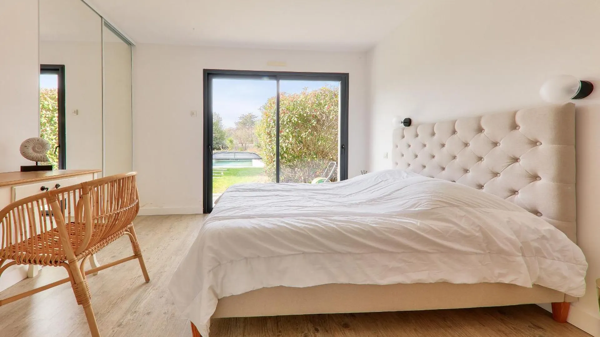 Holiday home Maison Avec Piscine Pour Dix Personnes Saint-Armel